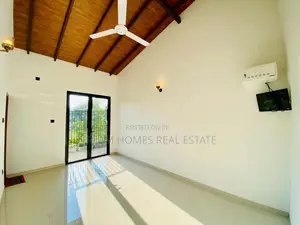 Single Storey 3 Bedroom House for Sale Near Athurugiriya