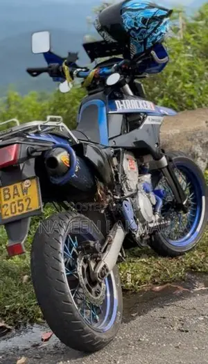 Kawasaki D Tracker 2011