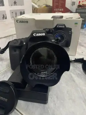 Canon EOS 80D Camera