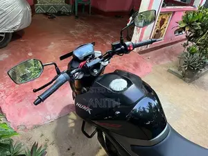 Hero Hunk 160R 4V 2026