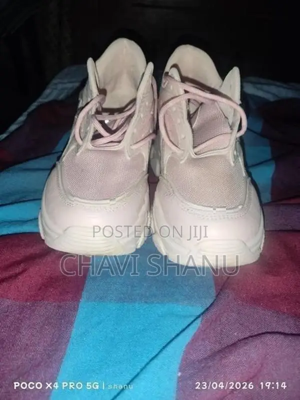 Casual Shoe