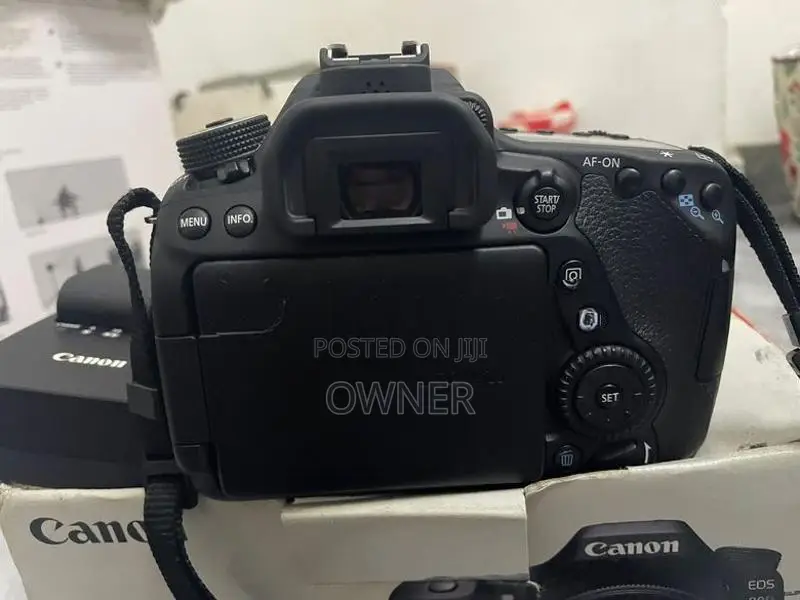 Canon EOS 80D Camera