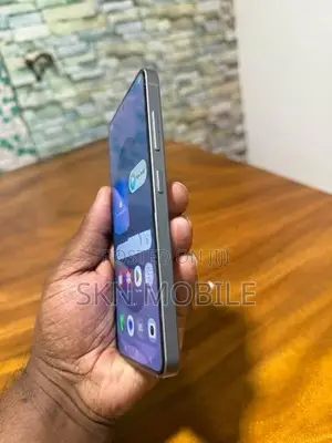 Samsung Galaxy S25 12GB 256GB 5G (Used)