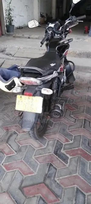 Bajaj Discover 100 2010
