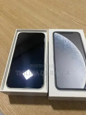 Apple iPhone XR (Used)