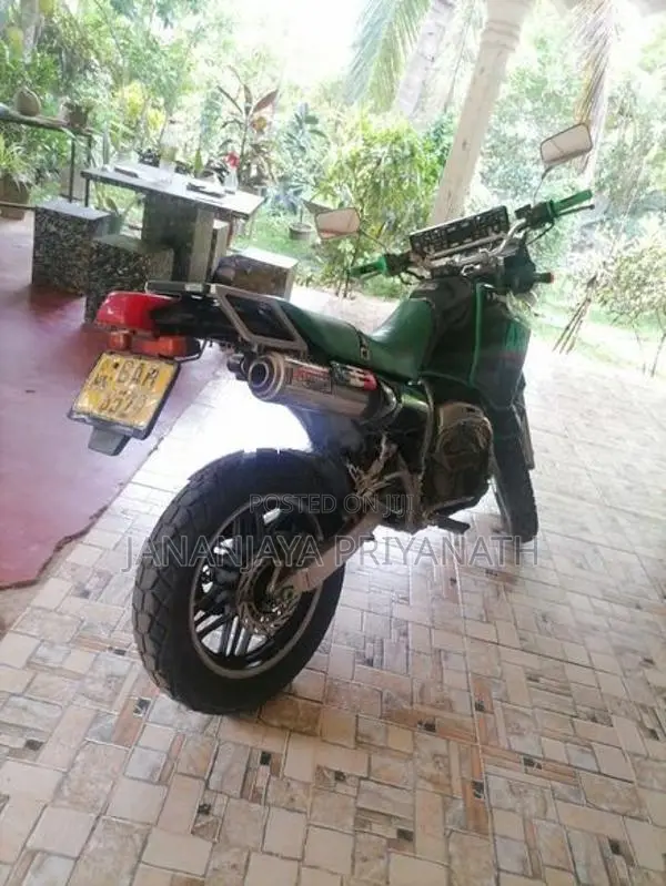 Honda AX1 2021