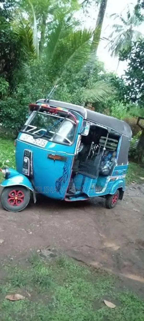 Bajaj RE 2006