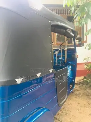 Bajaj RE 2007