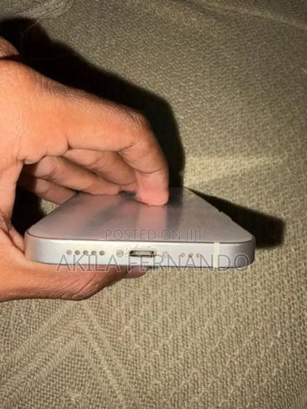 Apple iPhone 12 128GB (Used)