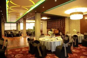 Banquet Chairs with Chair Covers