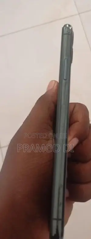 Apple iPhone 11 Pro Max (Used)