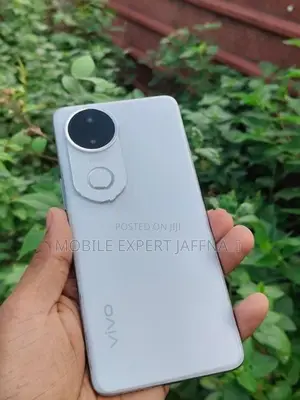 Vivo V50E 5G (Used)