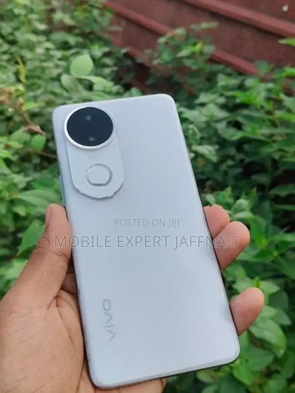 Vivo V50E 5G (Used)