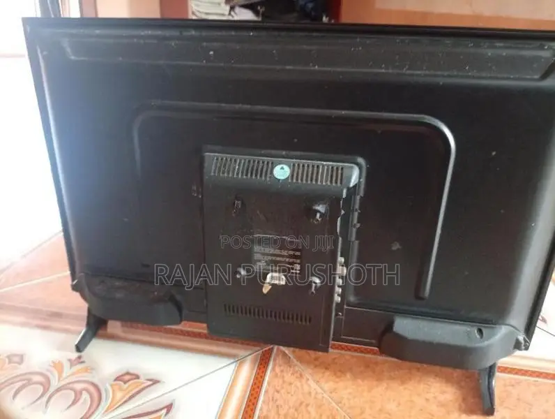 Softlogic 32 inch LCD TV