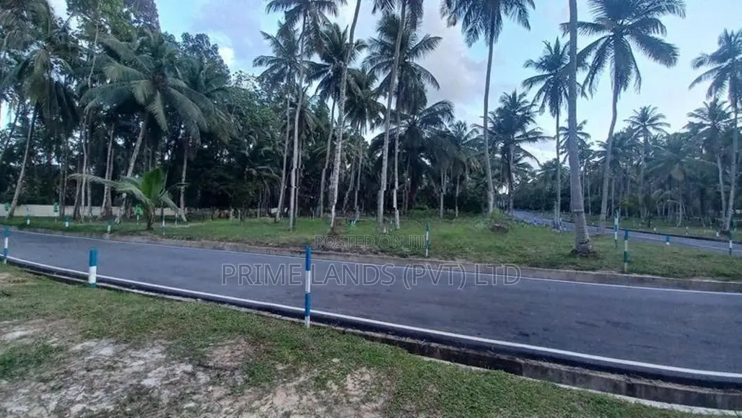 ගම්පහ නගර සභා සීමාවෙන් බිම් කොටස්