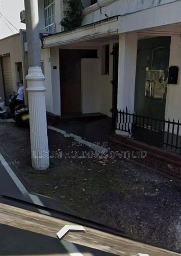 Glass Fronted Office For Rent In Kassapa road Colombo 05 [ 2153C ]