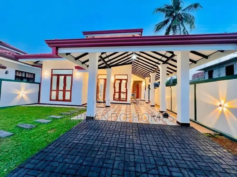 Well Built Single Floor Brand New Good House for Sale in Negombo