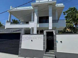 Luxury Brand New House for Sale in Piliyandala