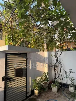 High Residential House with Land for Sale Kohuwala
