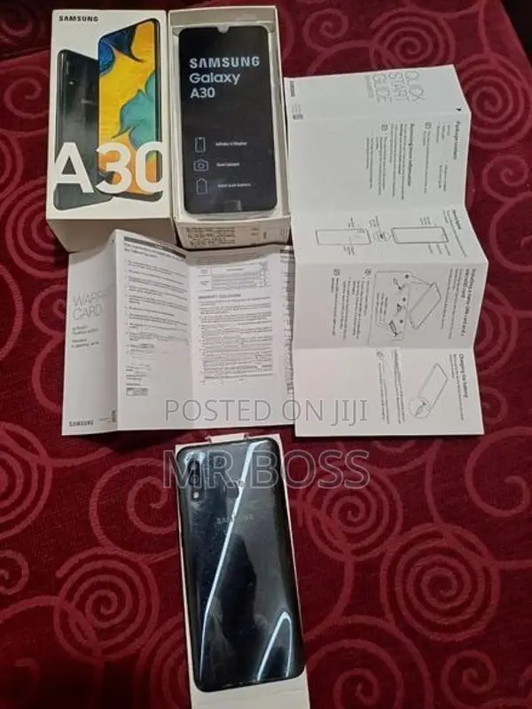 Samsung Galaxy A30 (Used)