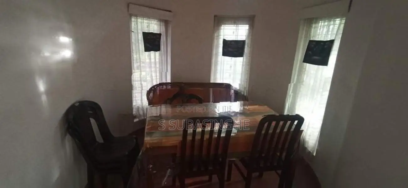 Rooms for Rent Female Professionals Uni Students Kohuwala