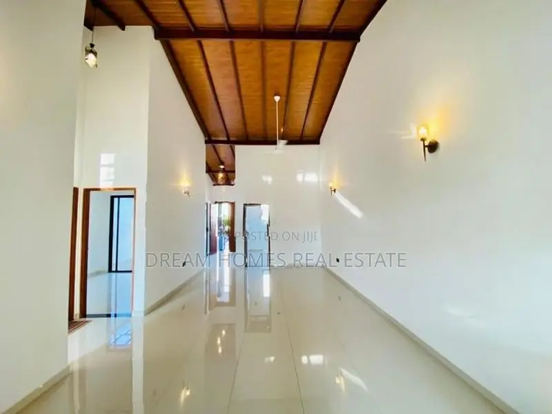 Brand New Single House for Sale in Athurugiry