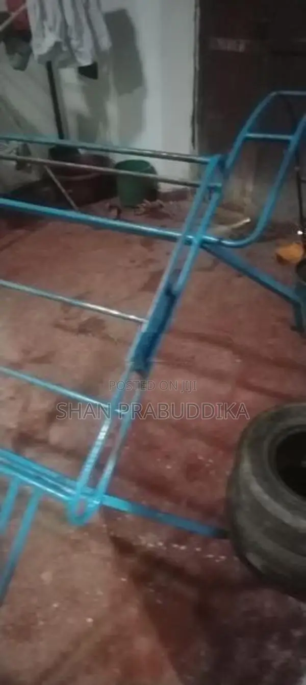 Three Wheeler Hood Rack