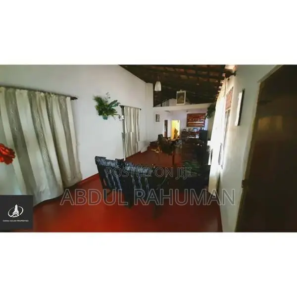 Red Floor Single House for rent Homagama Railway Station