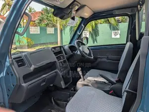 Suzuki Carry 2024