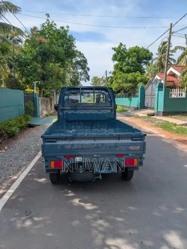 Suzuki Carry 2024