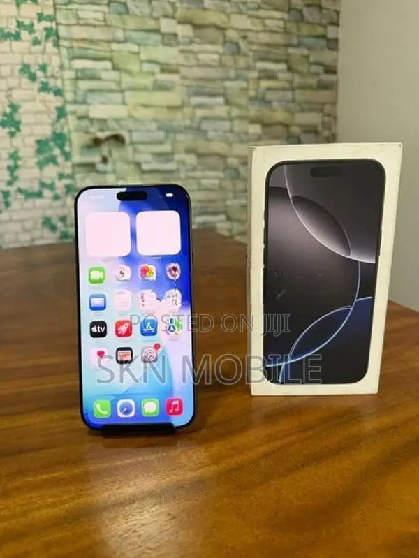 Apple iPhone 16 Pro Max 256GB XA (Used)