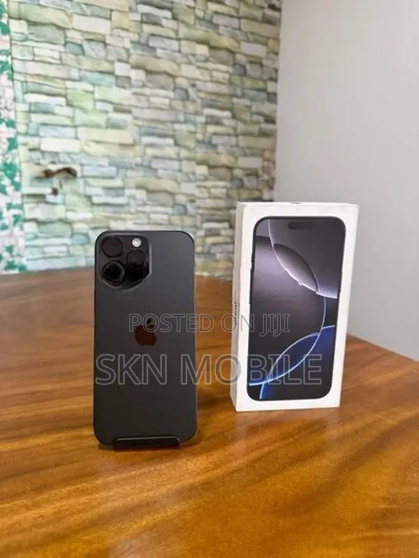 Apple iPhone 16 Pro Max 256GB XA (Used)