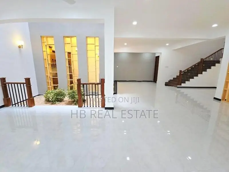 Newly Build Luxury Architect Designed House For Sale Thalawathugoda
