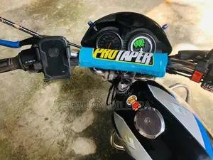 Bajaj CT100 2006