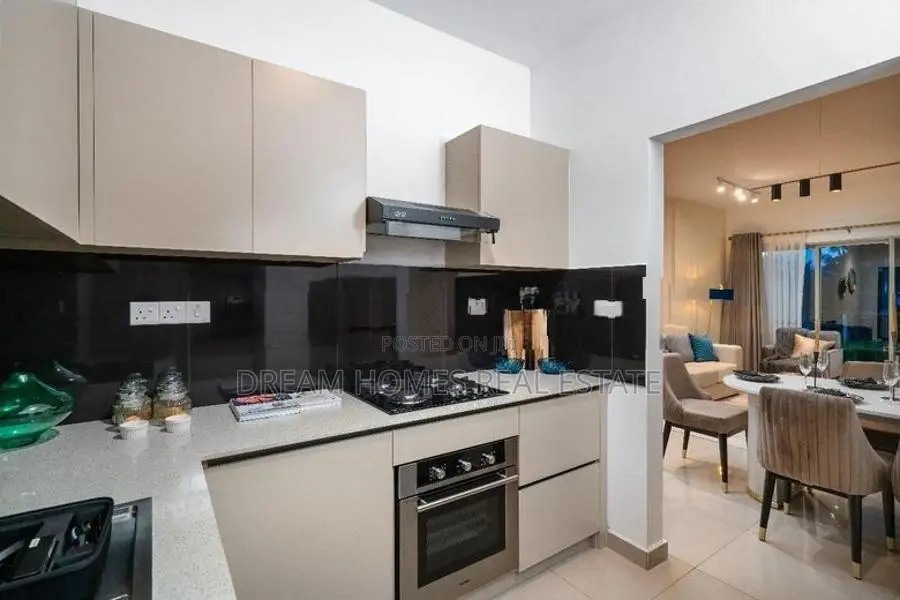 Brand New Luxury Resort Apartment with Pool Athurugiriya