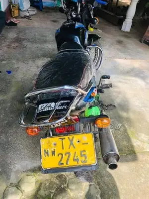Bajaj CT100 2006