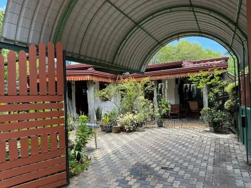 House for Sale Bypass Rd Piliyandala