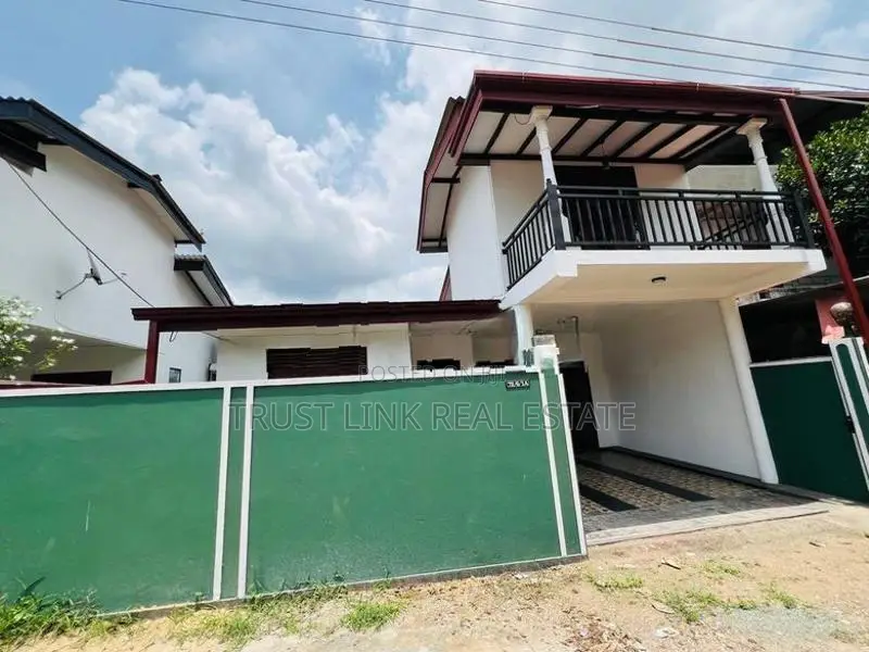 2 Storey House for Sale in Kadawatha (Gonahena) [Ref No.: 2595]