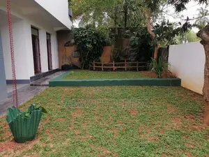 3 Story Well Built House for Sale in Kuliyapiteya