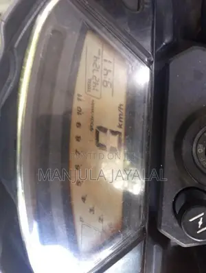 Honda CB Trigger 2015
