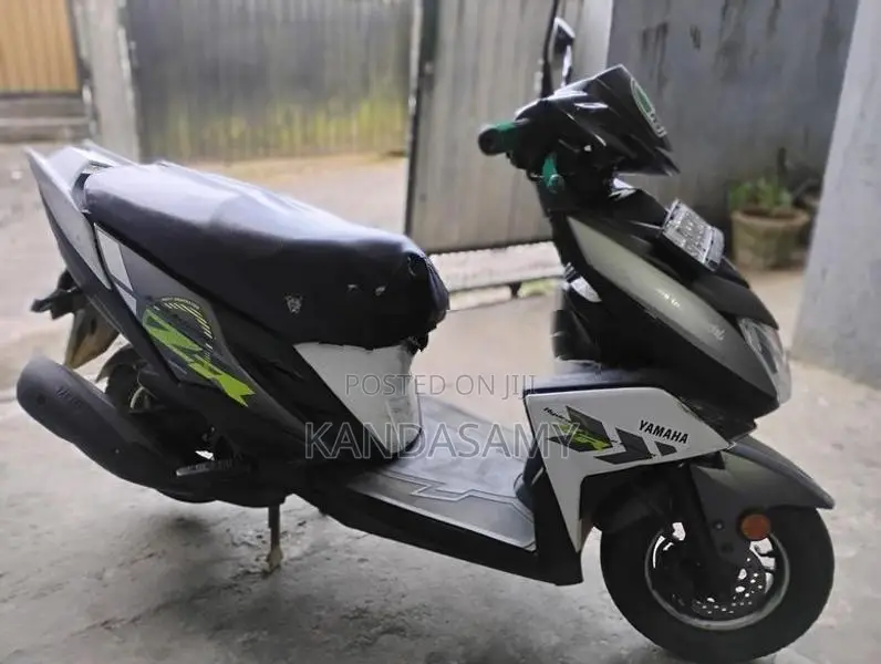 Yamaha RayZR 2018