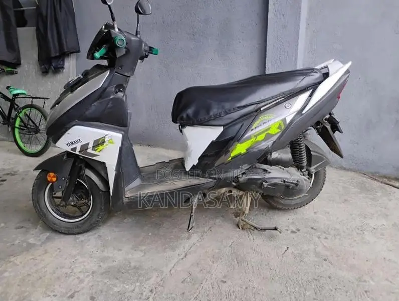 Yamaha RayZR 2018