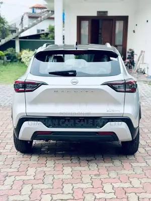 Nissan Magnite Tekna Plus Ez-Shift 2025