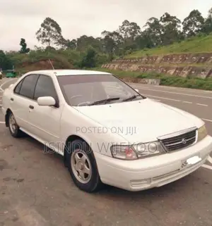 Nissan Sunny FB14 2000