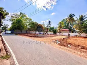 COMMERCIAL VALUABLE LAND FOR SALE MALABE D