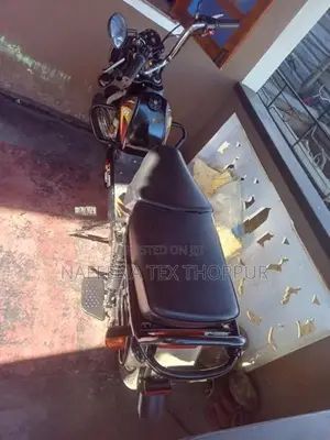 TVS XL 100 2025