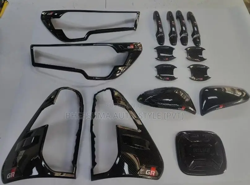 Toyota Hilux GR Carbon Kit