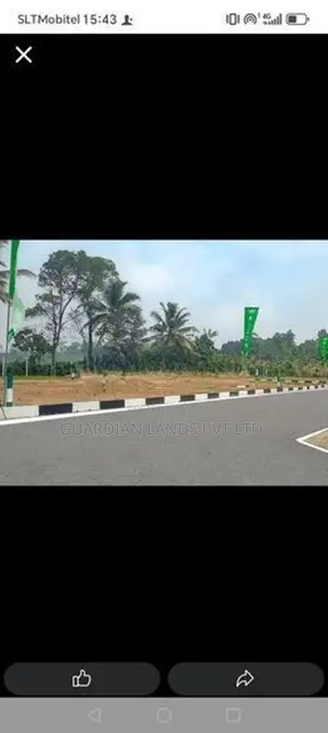 Land in Minuwangoda