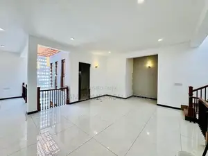 Newly Built Luxury Home for Sale in Battaramulla