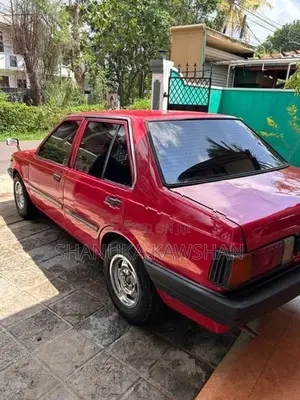 Nissan Sunny B11 1984